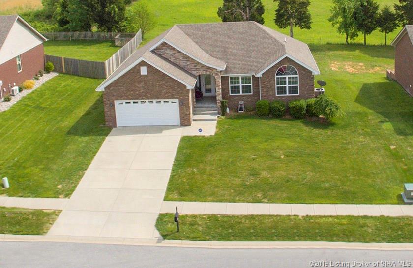 2017 Brookstone Way Georgetown, IN 47122 - Photo 3 of 62 Gallery Image 3