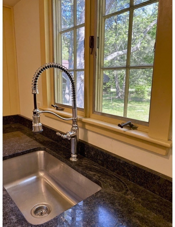 200 North Great Road Lincoln, MA 01773 - Photo 5 of 17