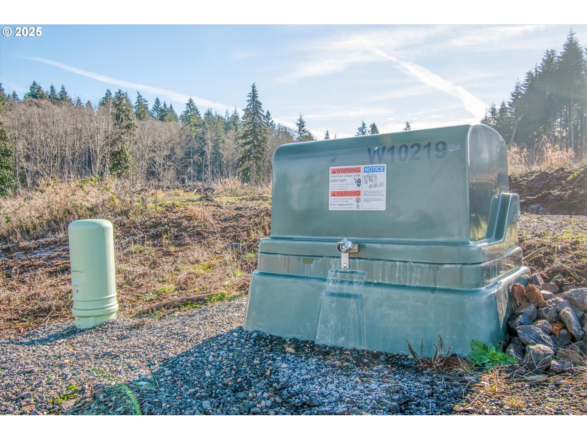 312 Dolan Road Castle Rock, WA 98611 - Photo 5 of 7 a view of outdoor space and yard