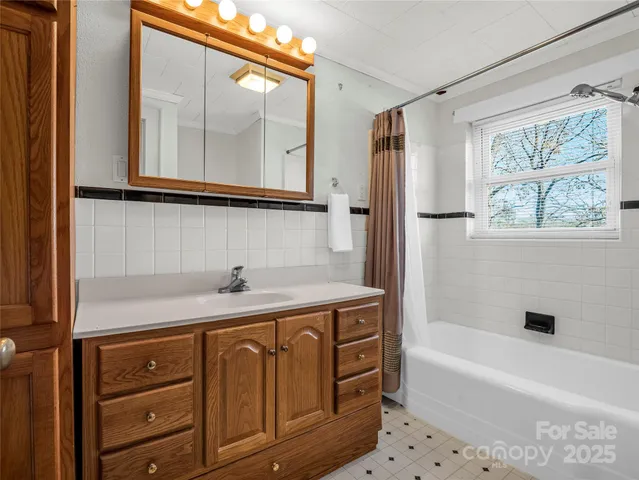 $285,000 | 266 Hudlow Road, Forest City, NC 28043