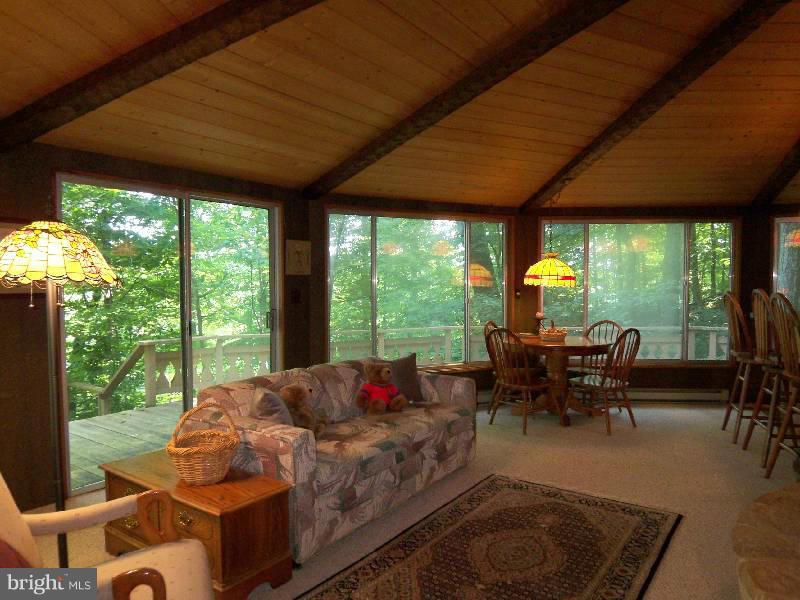 1597 Steamboat Run Road Shepherdstown, WV 25443 - Photo 21 of 30 Living Room
