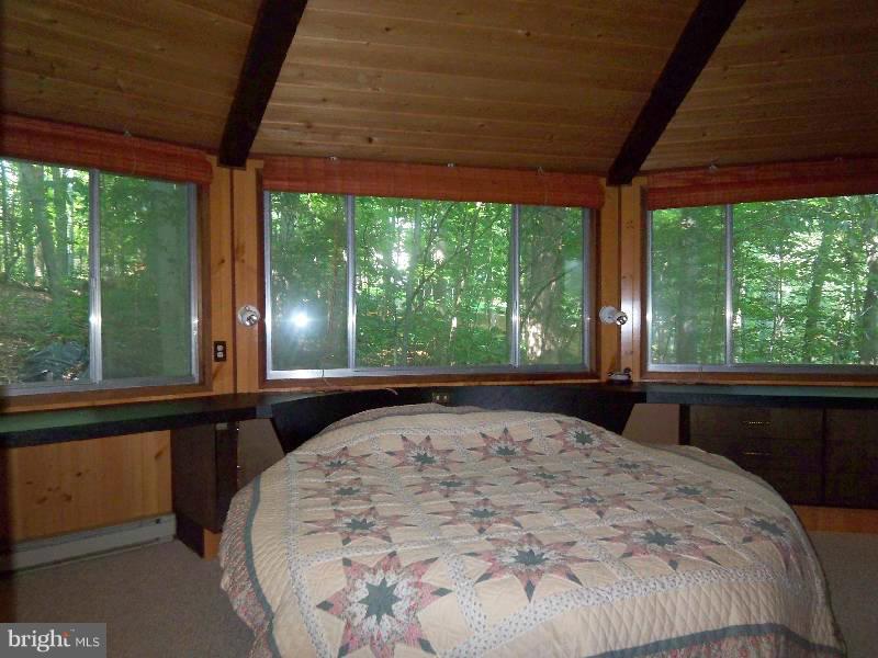 1597 Steamboat Run Road Shepherdstown, WV 25443 - Photo 28 of 30 Bedroom (Master)