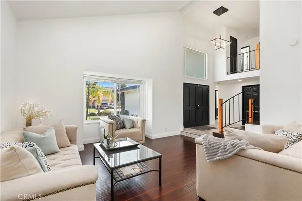 $1,579,000 | 5099 Vista Del Amigo, Yorba Linda, CA 92886