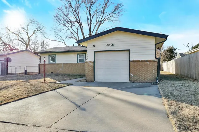 $159,000 | 2321 South Vine Street, Wichita, KS 67213