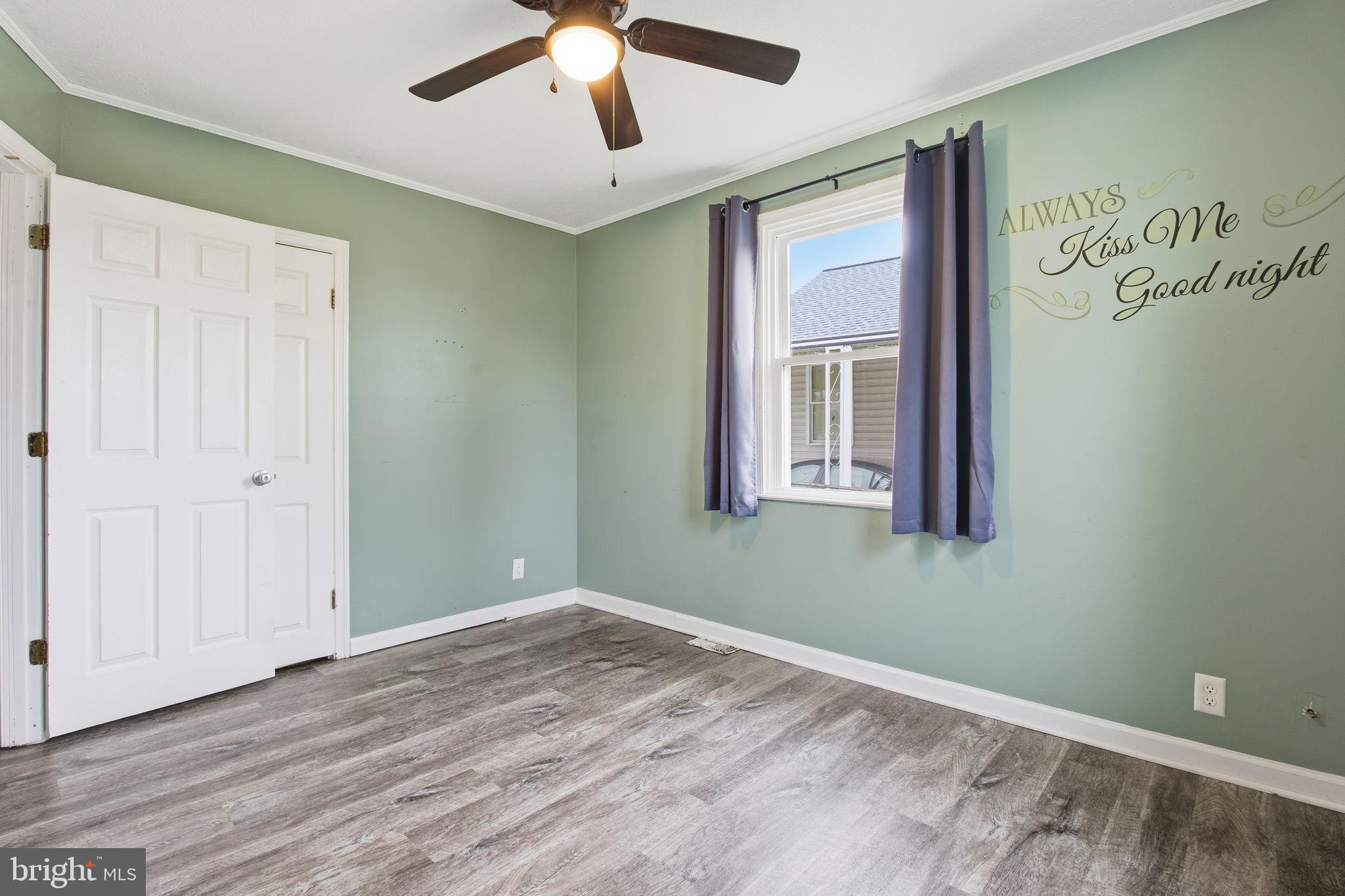 202 South Woodwell Road Baltimore, MD 21222 - Photo 16 of 24