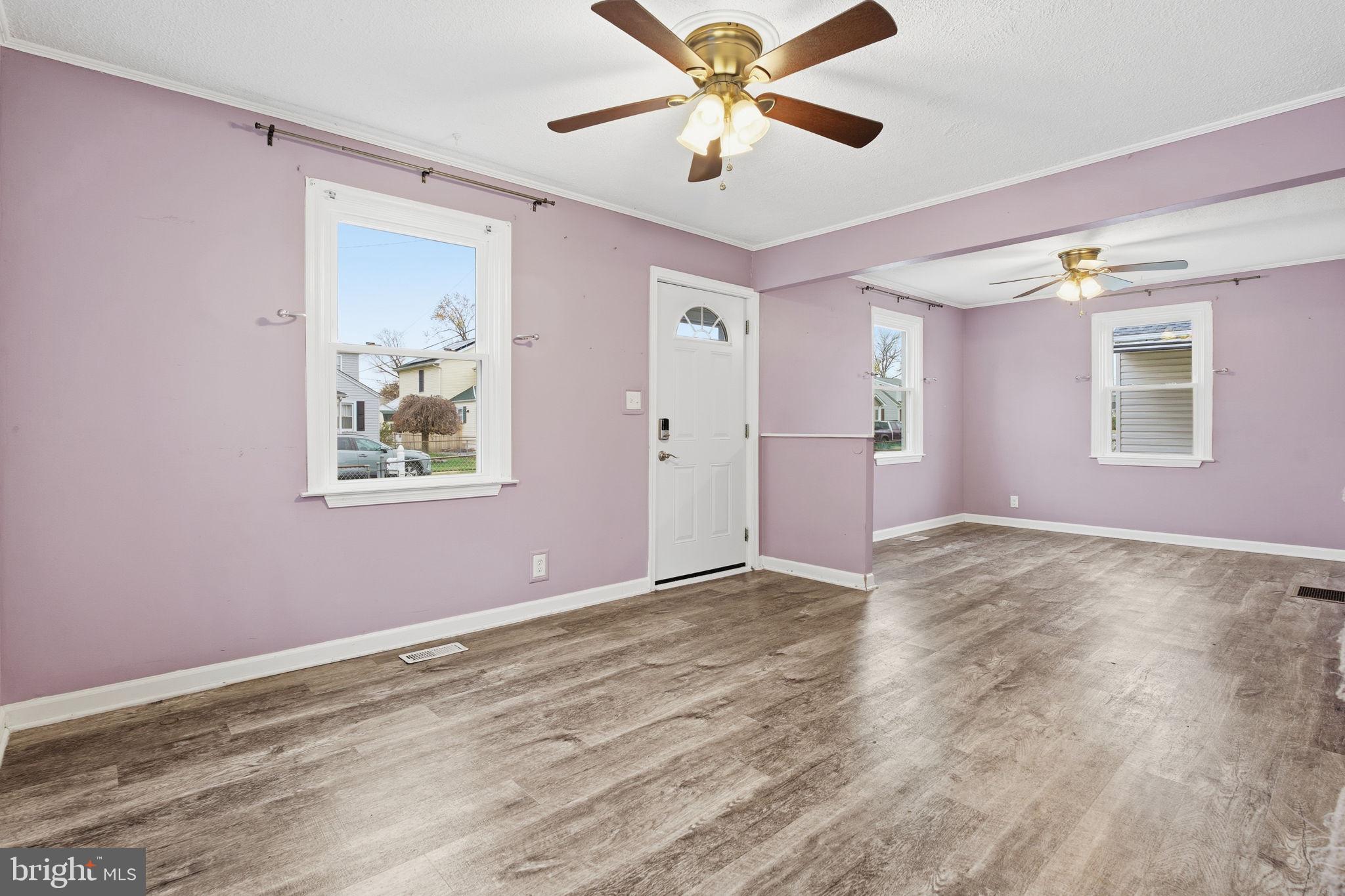 202 South Woodwell Road Baltimore, MD 21222 - Photo 3 of 24