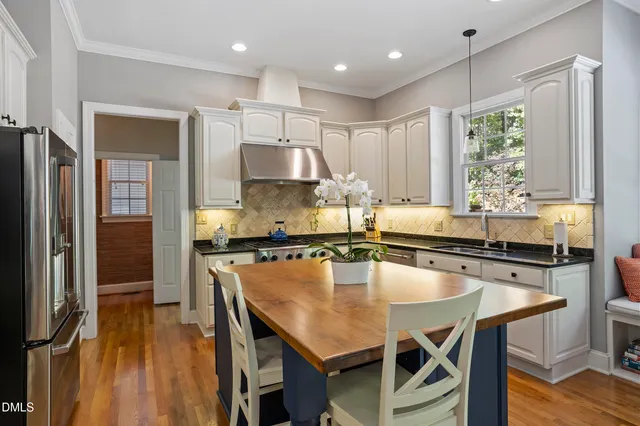 $1,500,000 | 905 Olde Thompson Creek Road, Apex, NC 27523