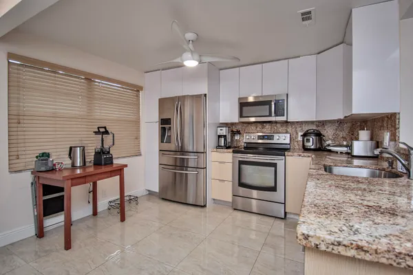 $205,000 | 2301 Lucaya Lane, Unit M3, Coconut Creek, FL 33066