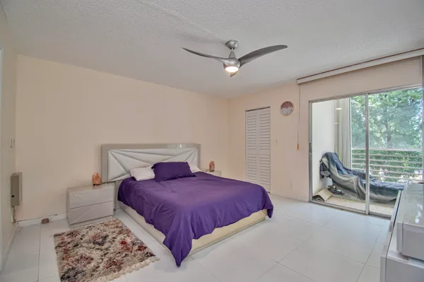 $205,000 | 2301 Lucaya Lane, Unit M3, Coconut Creek, FL 33066