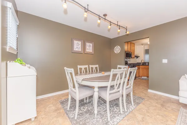 $329,000 | 215 Old Creek Drive, Saline, MI 48176