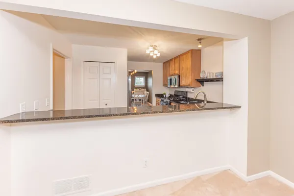 $329,000 | 215 Old Creek Drive, Saline, MI 48176