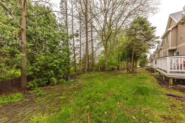 $329,000 | 215 Old Creek Drive, Saline, MI 48176