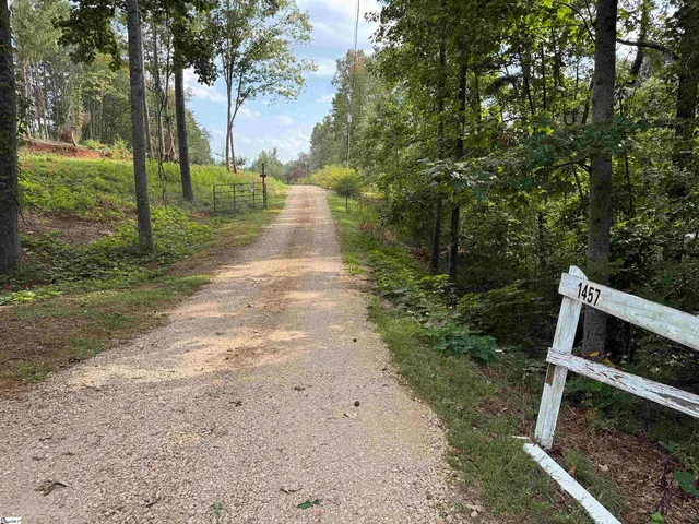 $333,000 | 1457 Country Estates Road, Inman, SC 29349