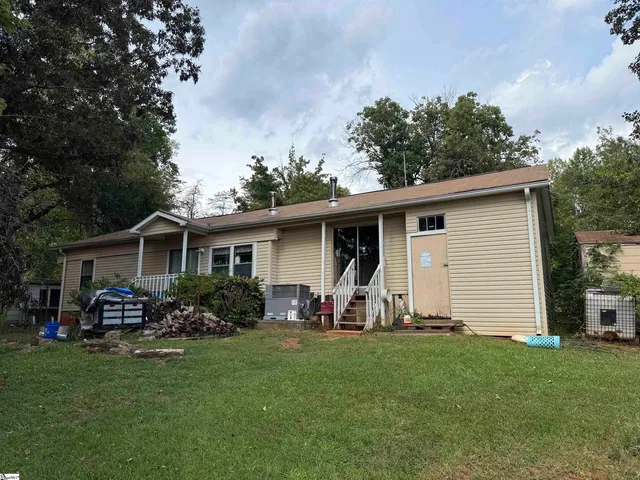 $333,000 | 1457 Country Estates Road, Inman, SC 29349