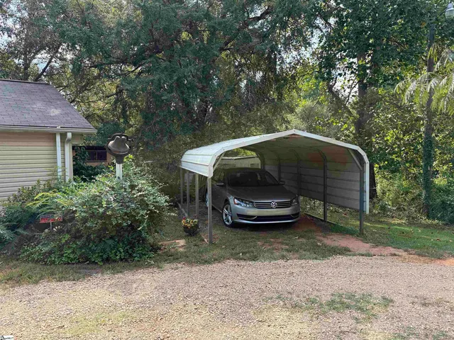 $333,000 | 1457 Country Estates Road, Inman, SC 29349