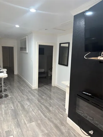 $3,975 | 3021 Gray Street, Houston, TX 77004