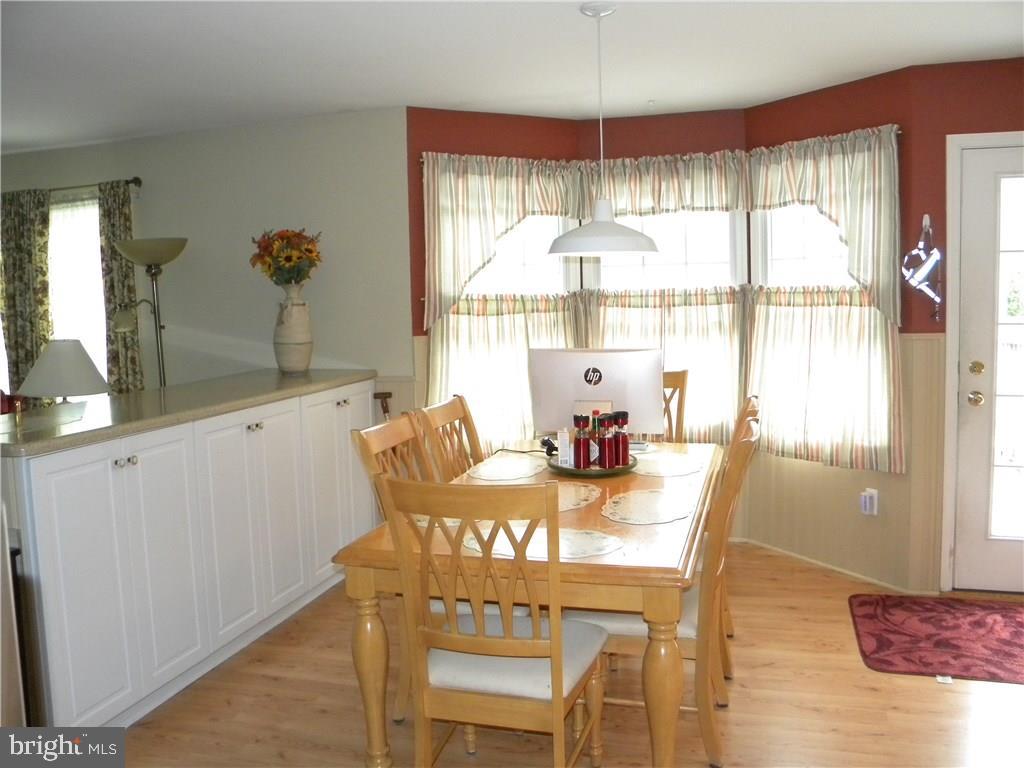 112 Dolphin Road Manahawkin, NJ 08050 - Photo 13 of 28