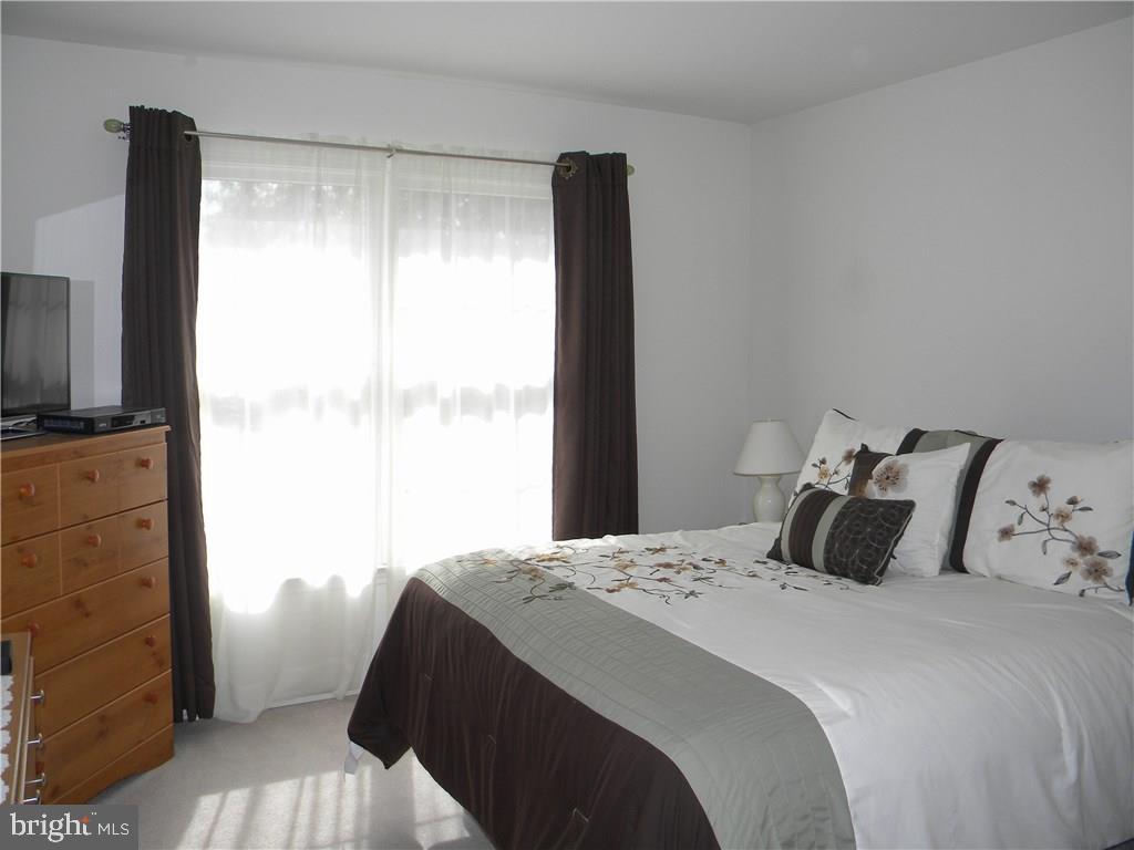 112 Dolphin Road Manahawkin, NJ 08050 - Photo 20 of 28