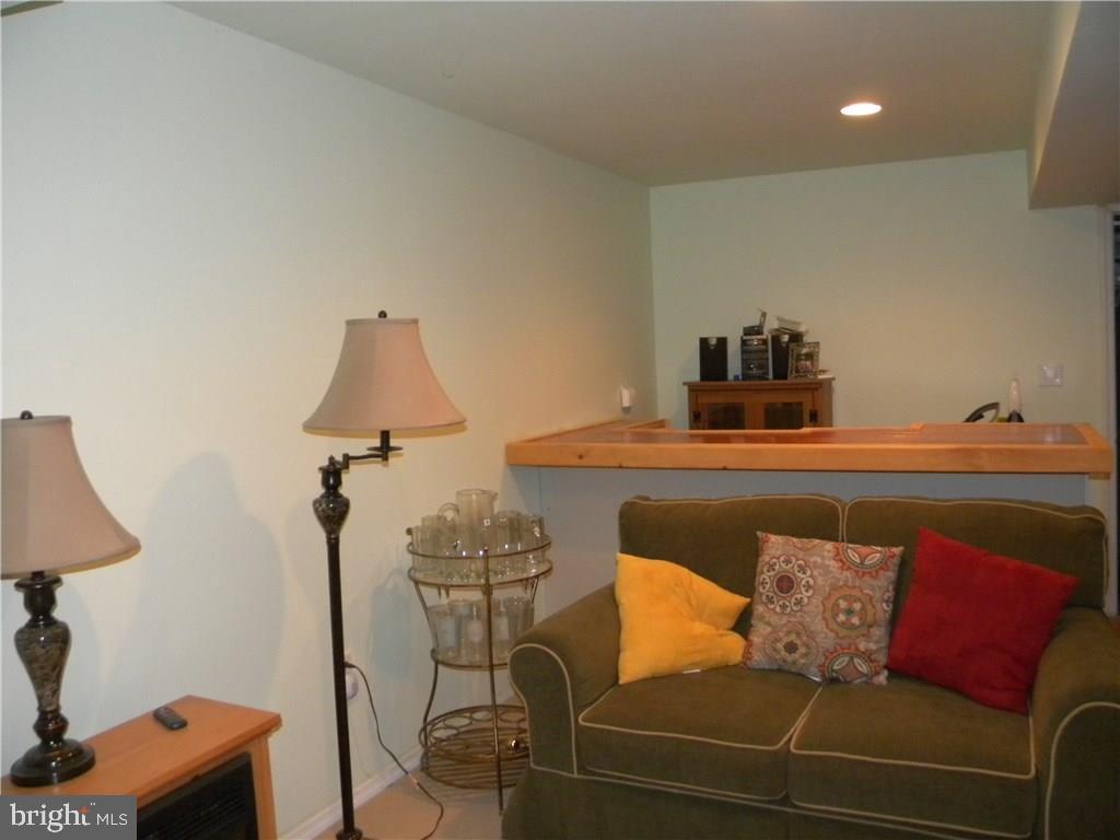 112 Dolphin Road Manahawkin, NJ 08050 - Photo 23 of 28
