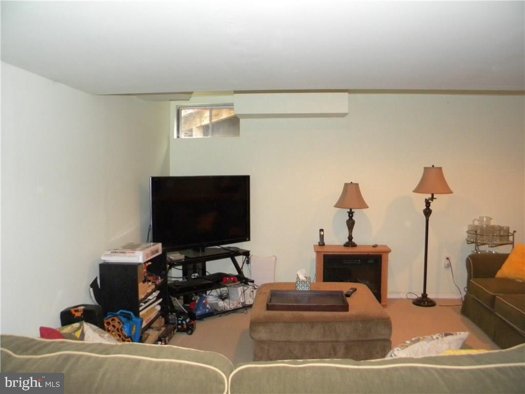 112 Dolphin Road Manahawkin, NJ 08050 - Photo 24 of 28