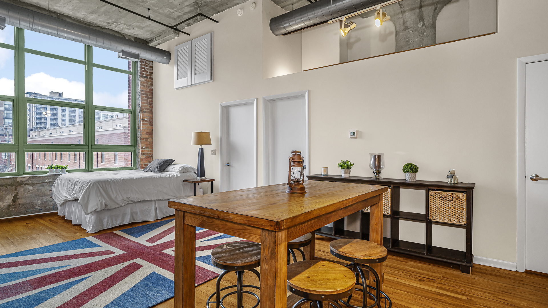 2001 South Calumet Avenue, Unit 311 Chicago, IL 60616 - Photo 7 of 16