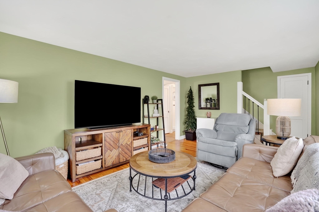 106 Maebeth Street Springfield, MA 01119 - Photo 18 of 28 Gallery Image 18