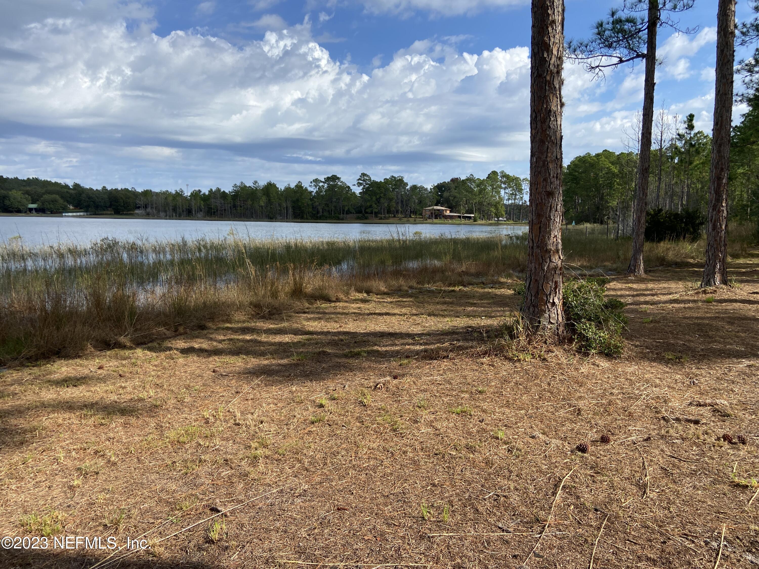 197 Clear Lake Road Crescent City, FL 32112 - Photo 2 of 25 Lake Front