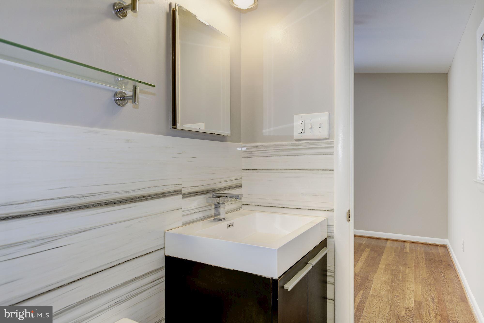 3512 Murdock Road Kensington, MD 20895 - Photo 13 of 30 Bath (Master)