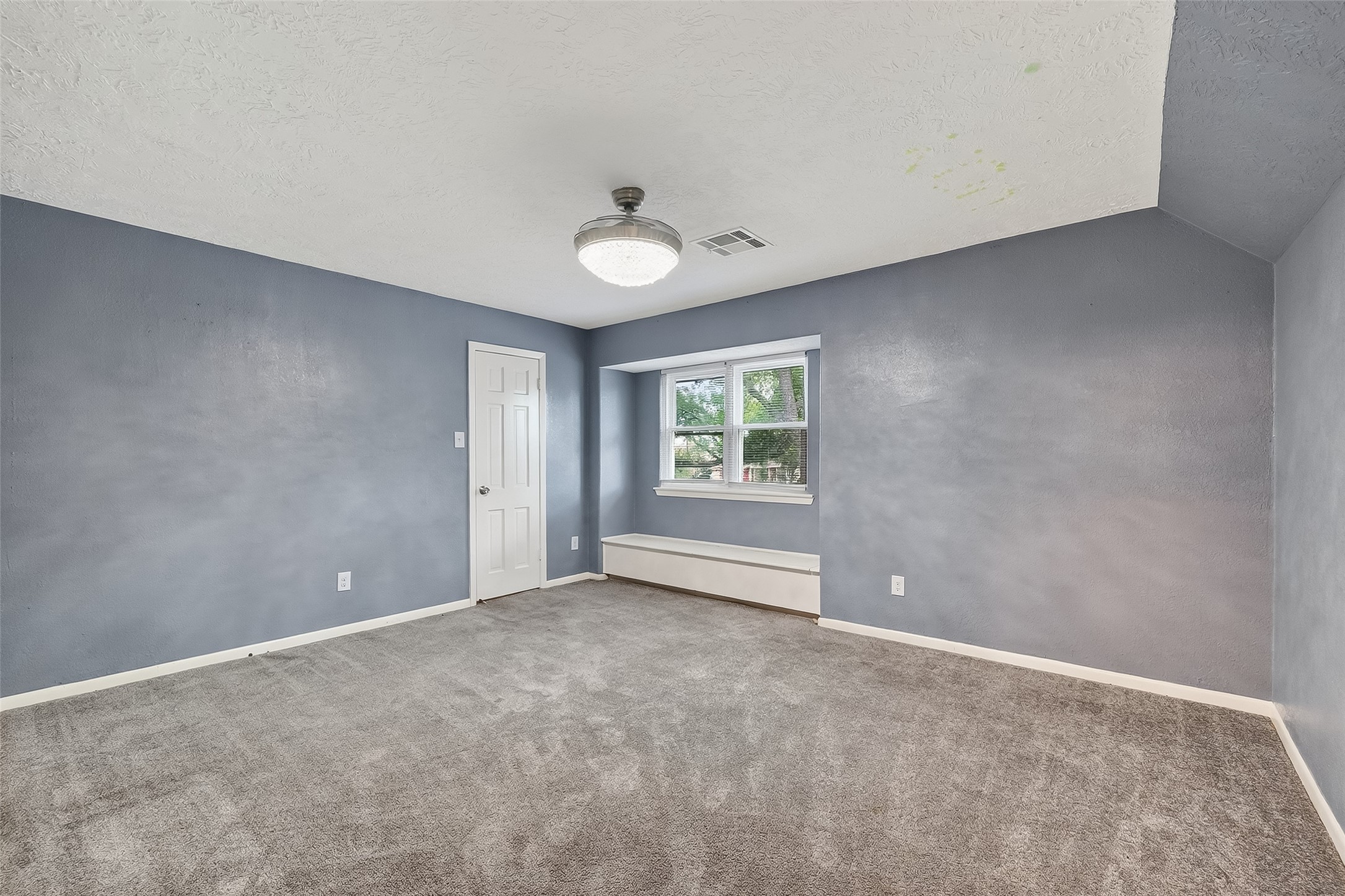 4901 Burning Tree Drive Baytown, TX 77521 - Photo 35 of 47