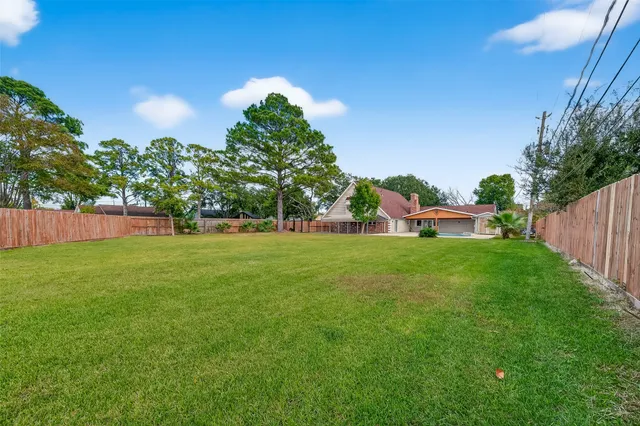 $3,800 | 4901 Burning Tree Drive, Baytown, TX 77521