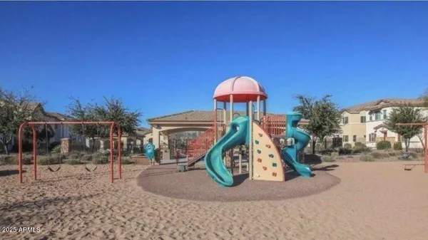 $2,100 | 481 North Citrus Lane, Gilbert, AZ 85234