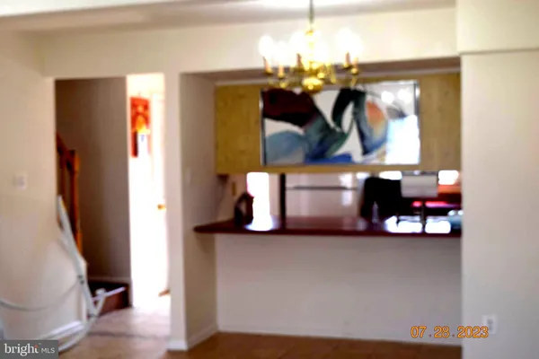 $2,200 | 6174 Strasburg Drive, Centreville, VA 20121