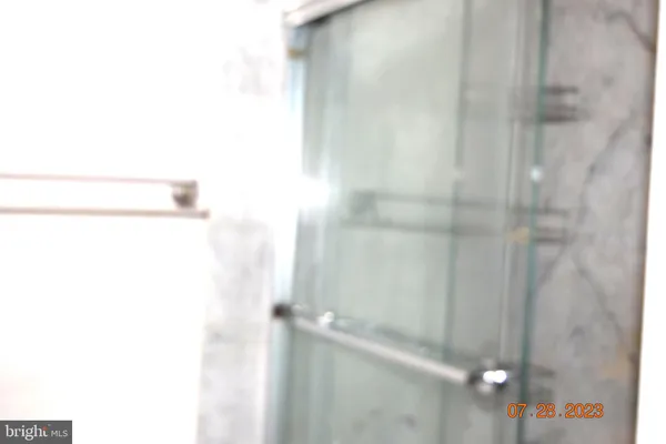 $2,200 | 6174 Strasburg Drive, Centreville, VA 20121