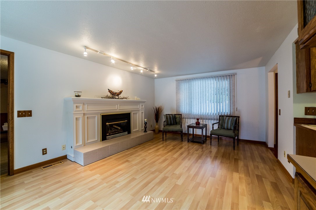 1906 Forest Ridge Place Mount Vernon, WA 98273 - Photo 6 of 25 Gallery Image 6