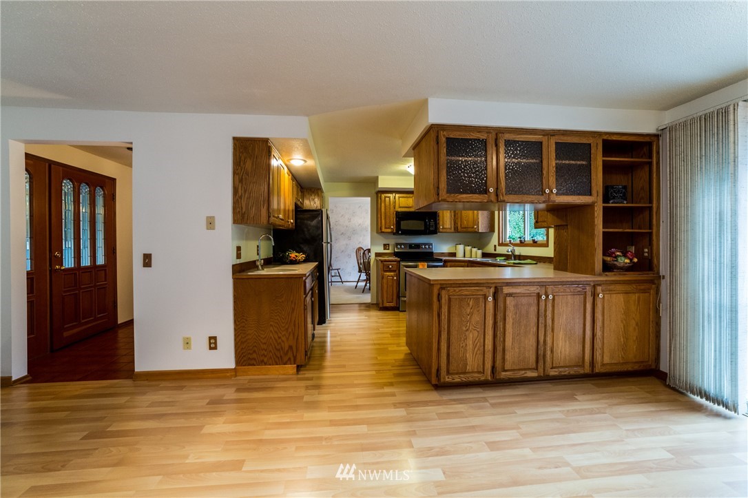1906 Forest Ridge Place Mount Vernon, WA 98273 - Photo 7 of 25 Gallery Image 7