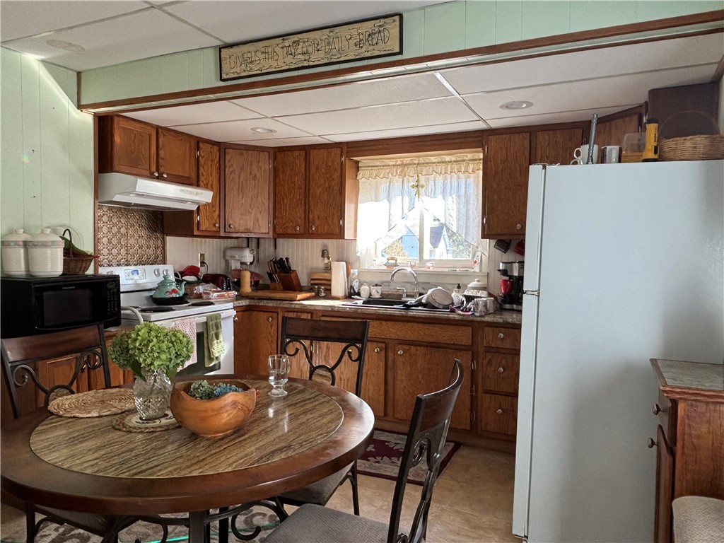 22 Hemlock Avenue Kane, PA 16735 - Photo 12 of 42