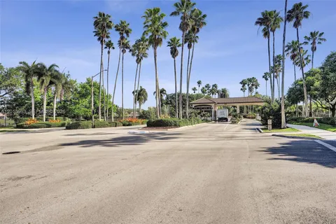 $925,000 | 10403 Santiago Street, Cooper City, FL 33026
