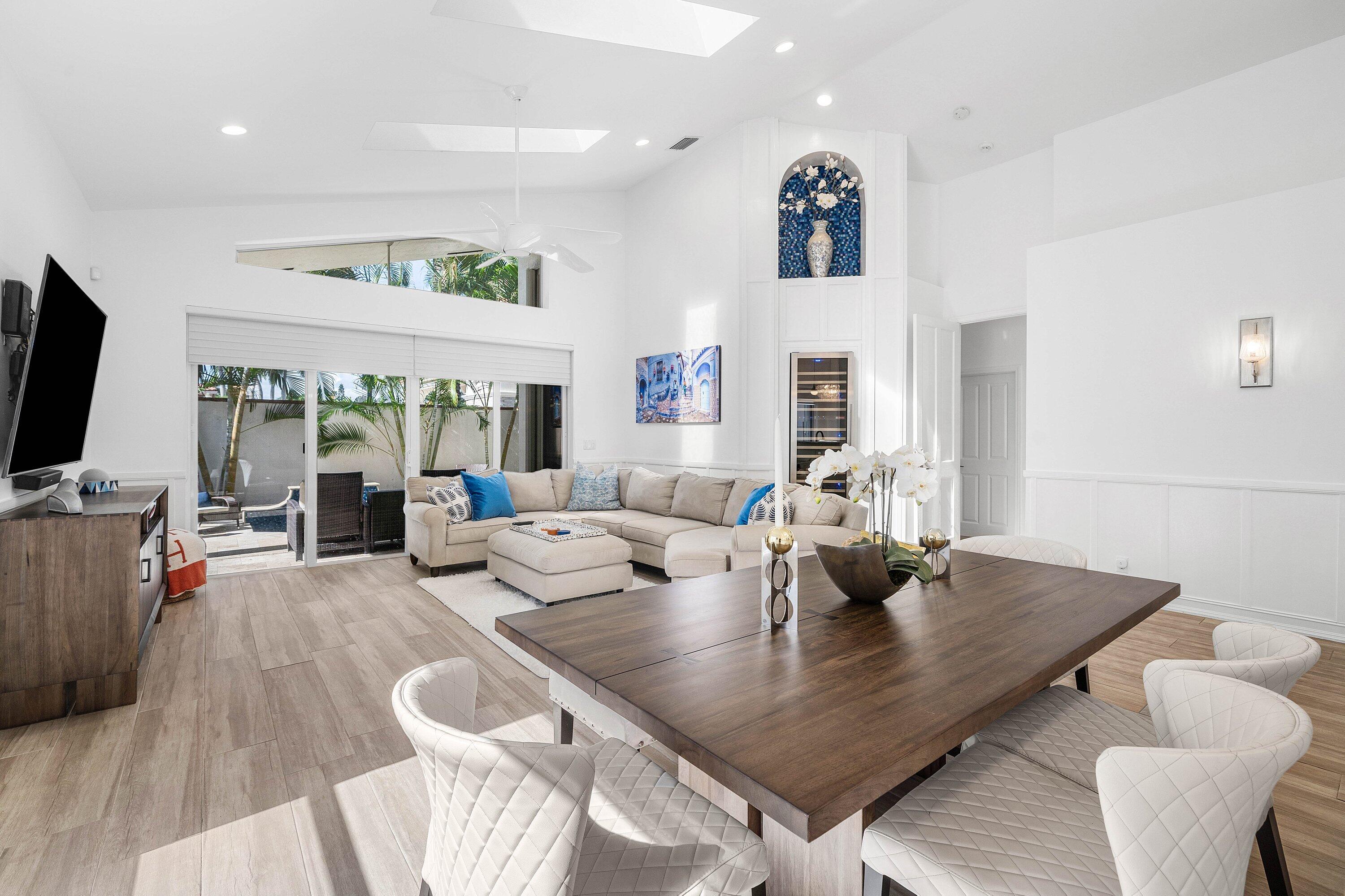 6398 Northwest 23rd Lane Boca Raton, FL 33434 - Photo 10 of 51 Skylights
