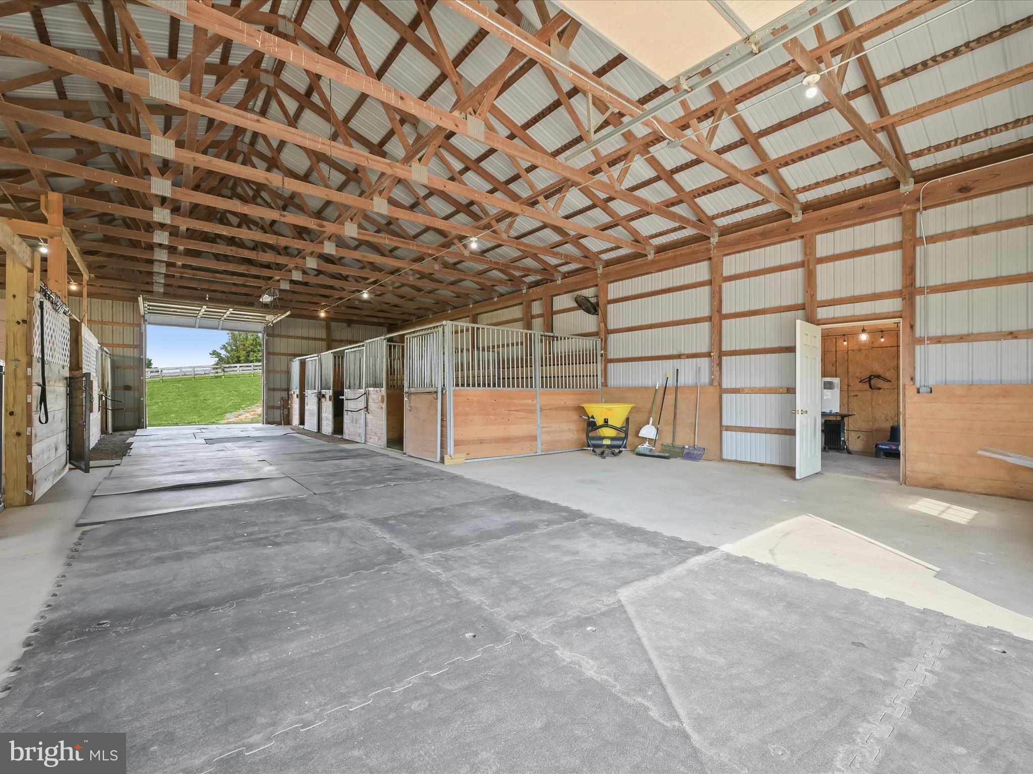 10216 Fountain School Road Union Bridge, MD 21791 - Photo 59 of 125 Barn with 6 Stalls