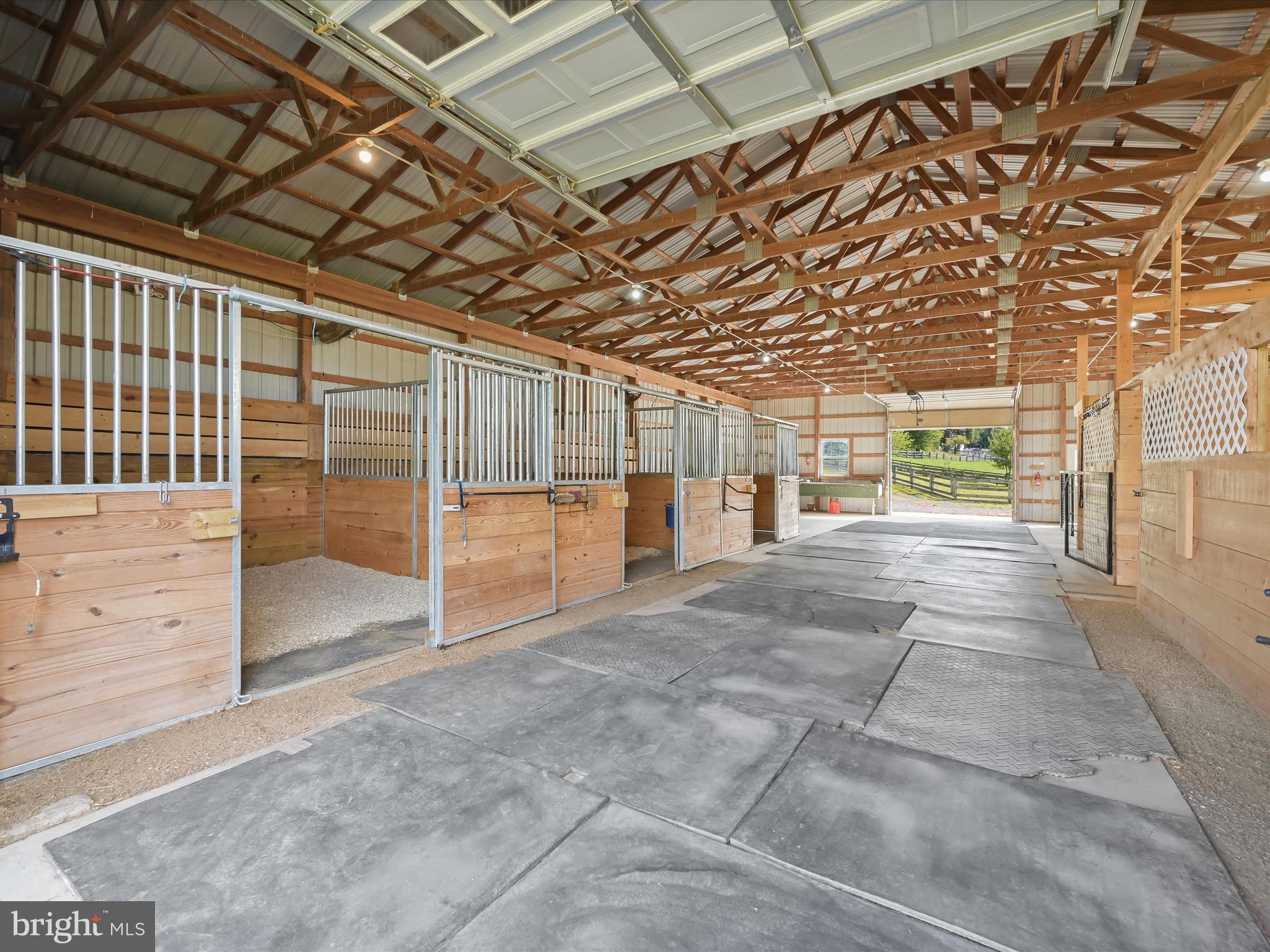 10216 Fountain School Road Union Bridge, MD 21791 - Photo 61 of 125 Barn with 6 Stalls