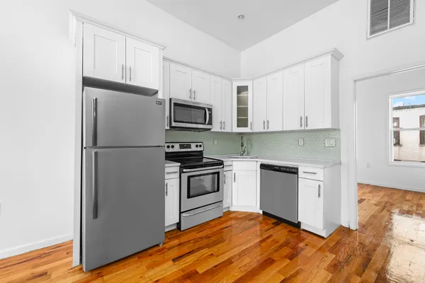 $3,000 | 2311 Cortelyou Road, Unit 2 | Flatbush