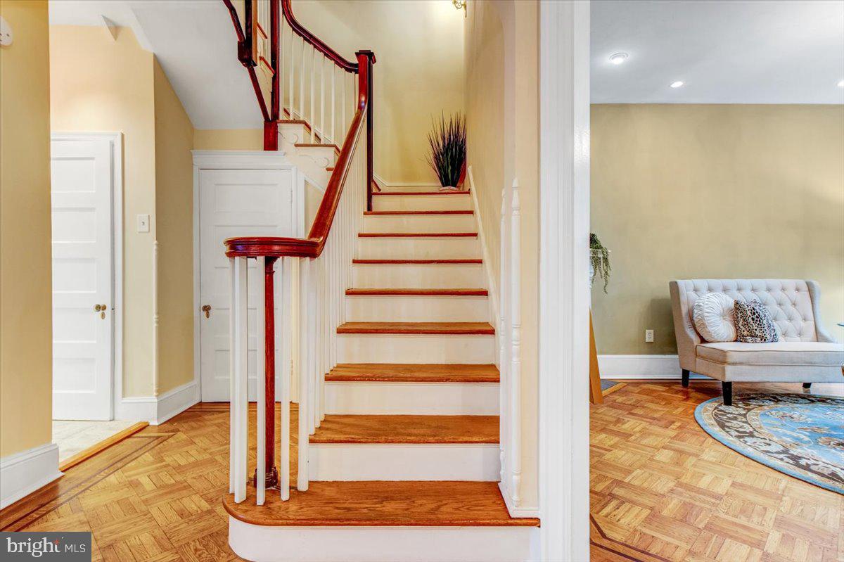 1133 Columbia Road Northwest Washington, DC 20009 - Photo 19 of 57