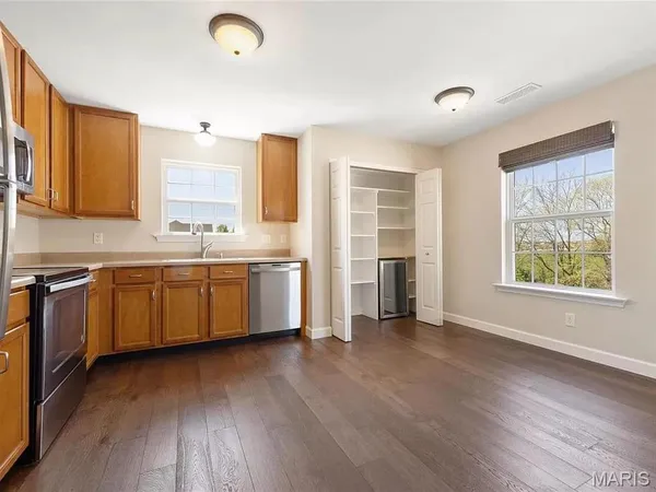 $1,600 | 4133 Welsh Drive, Lake St. Louis, MO 63367