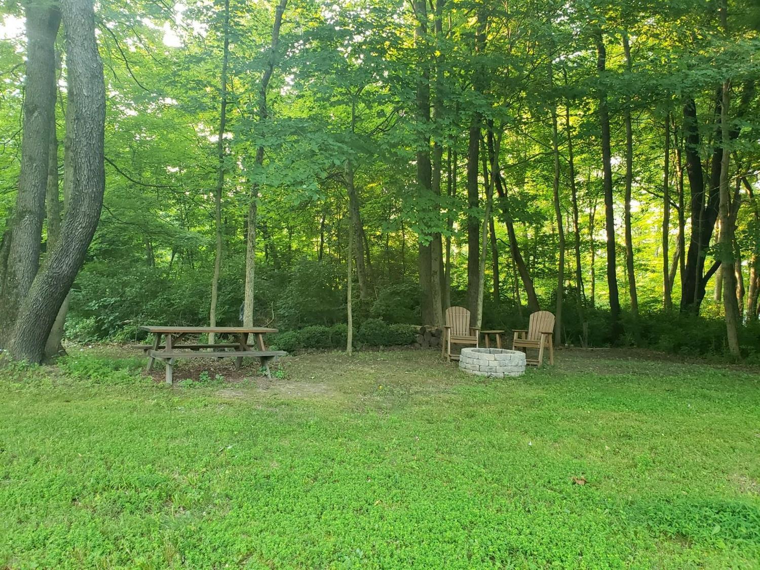 727 Locust Hill Road Cincinnati, OH 45245 - Photo 9 of 14 Gallery Image 9