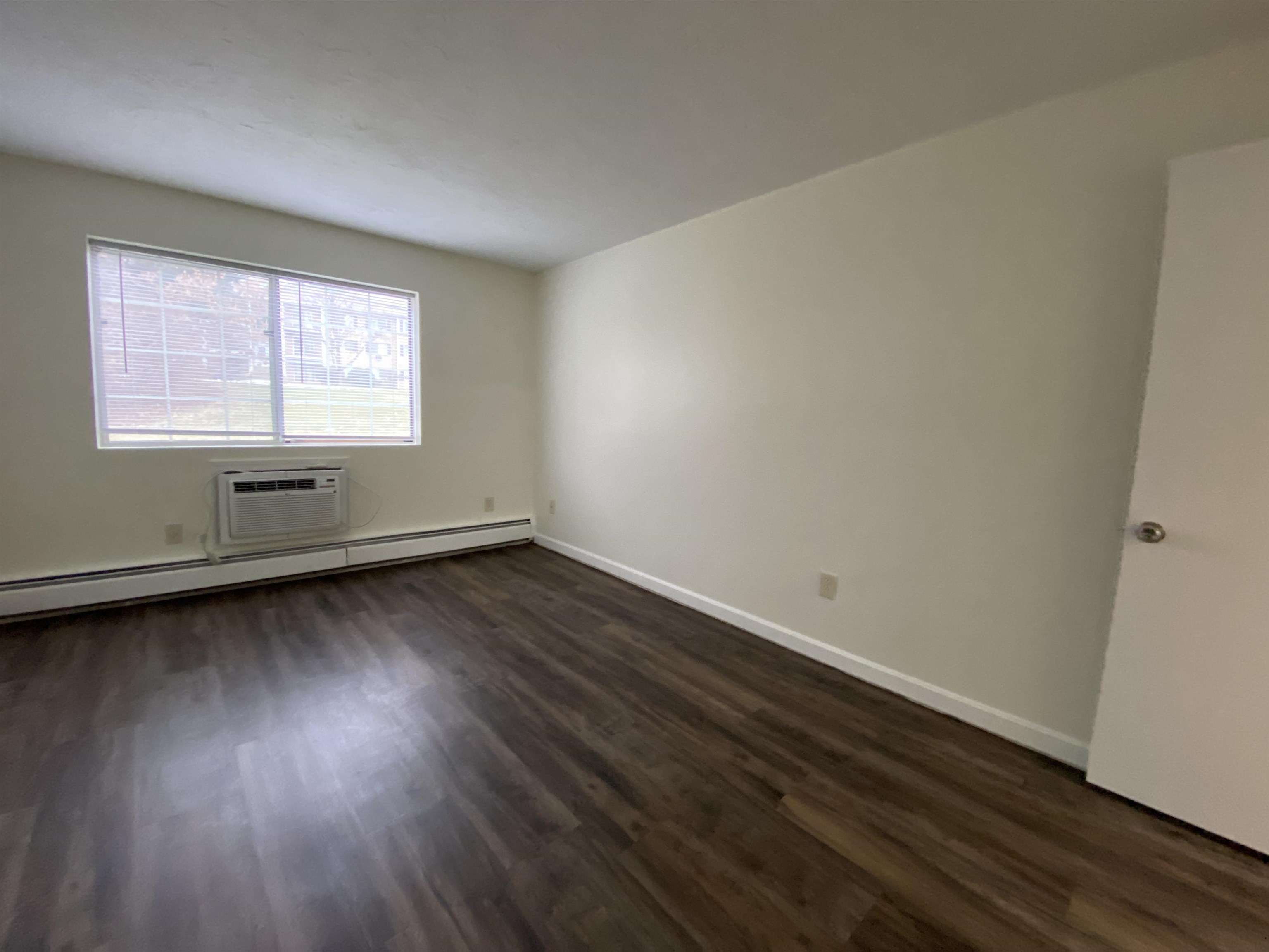 383 Huse Road, Unit 35 Manchester, NH 03103 - Photo 21 of 41