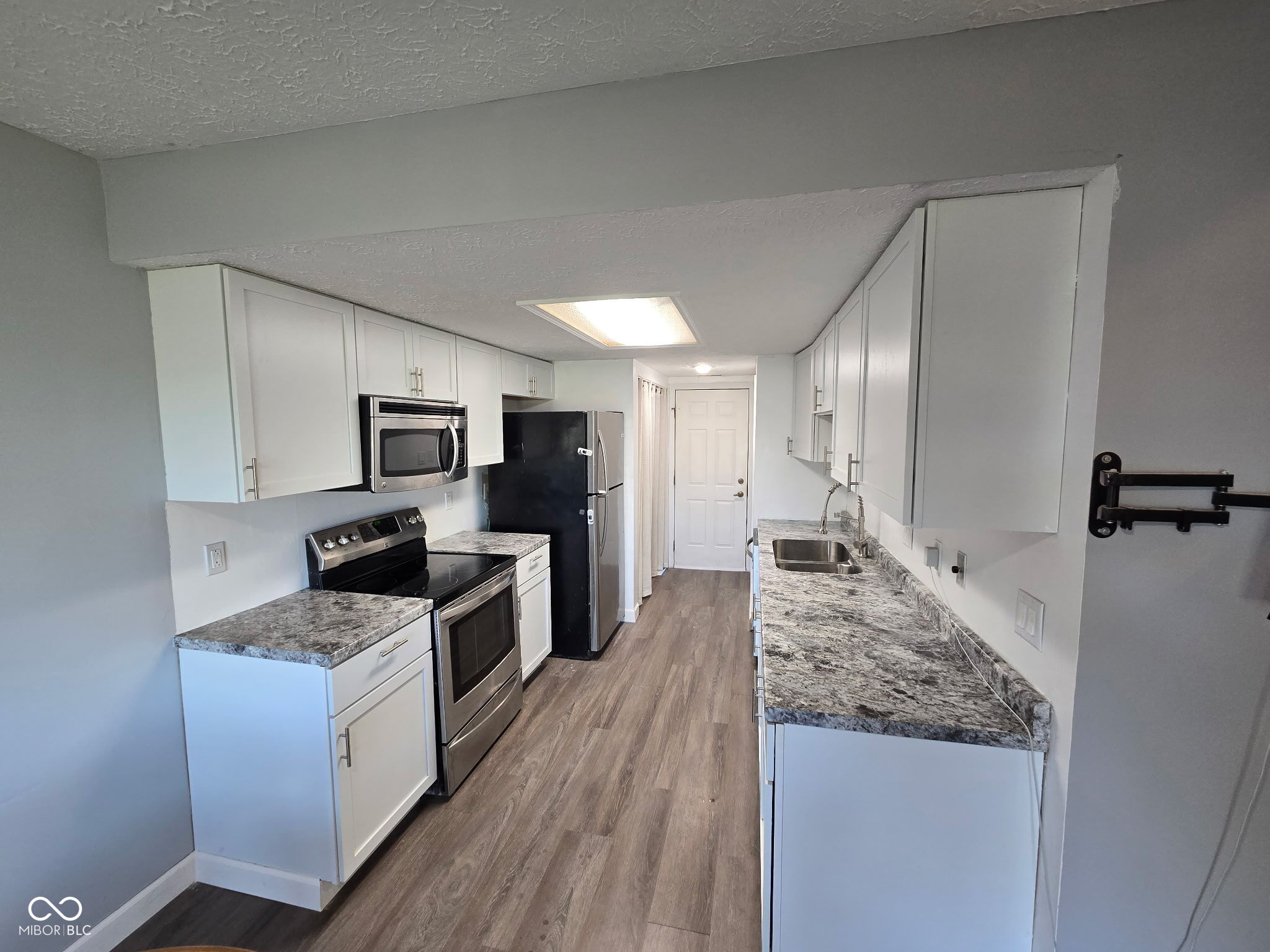 7404 Castleton Farms N Drive, Unit 47 Indianapolis, IN 46256 - Photo 7 of 16