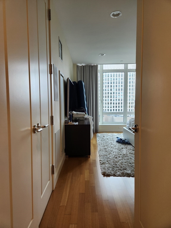400 Stuart Street, Unit 18K Boston, MA 02116 - Photo 16 of 29