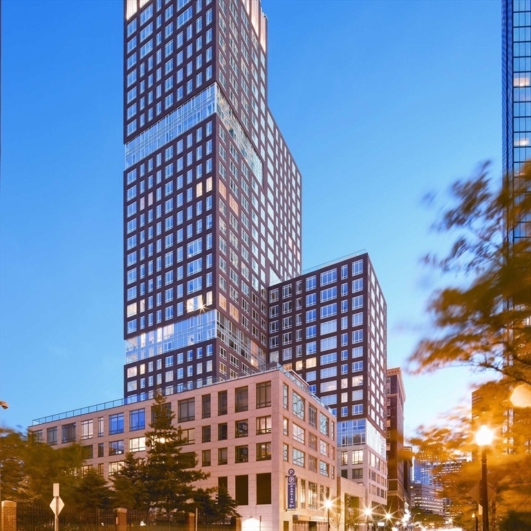 400 Stuart Street, Unit 18K Boston, MA 02116 - Photo 2 of 31 a front view of a building
