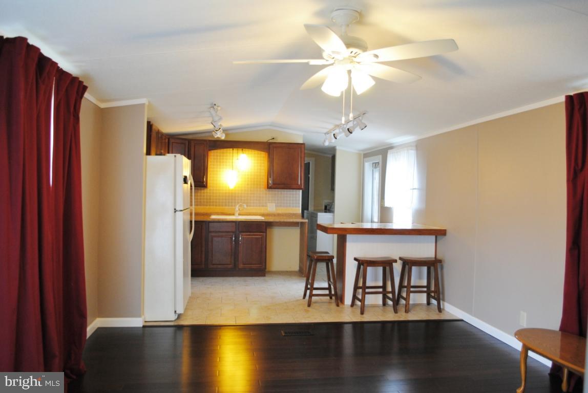 122 Greider Avenue Rheems, PA 17022 - Photo 6 of 25 Gallery Image 6