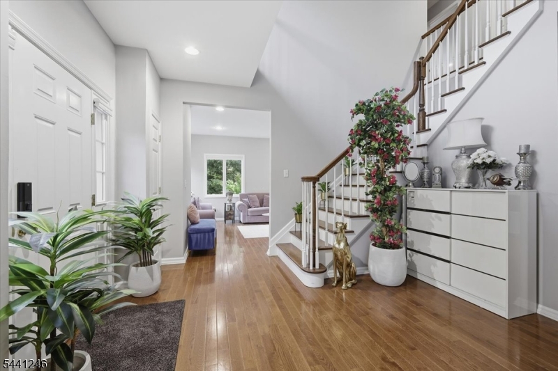 18 Puddingstone Road Morris Plains, NJ 07950 - Photo 7 of 39